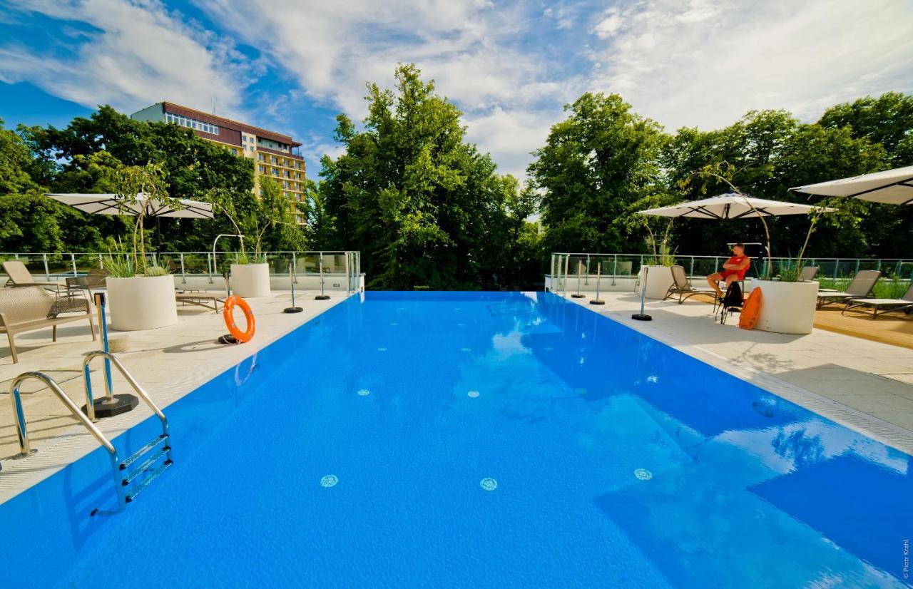 Porty B103 Nadmorskie Tarasy Pool Sauna Parking Kołobrzeg Exterior foto